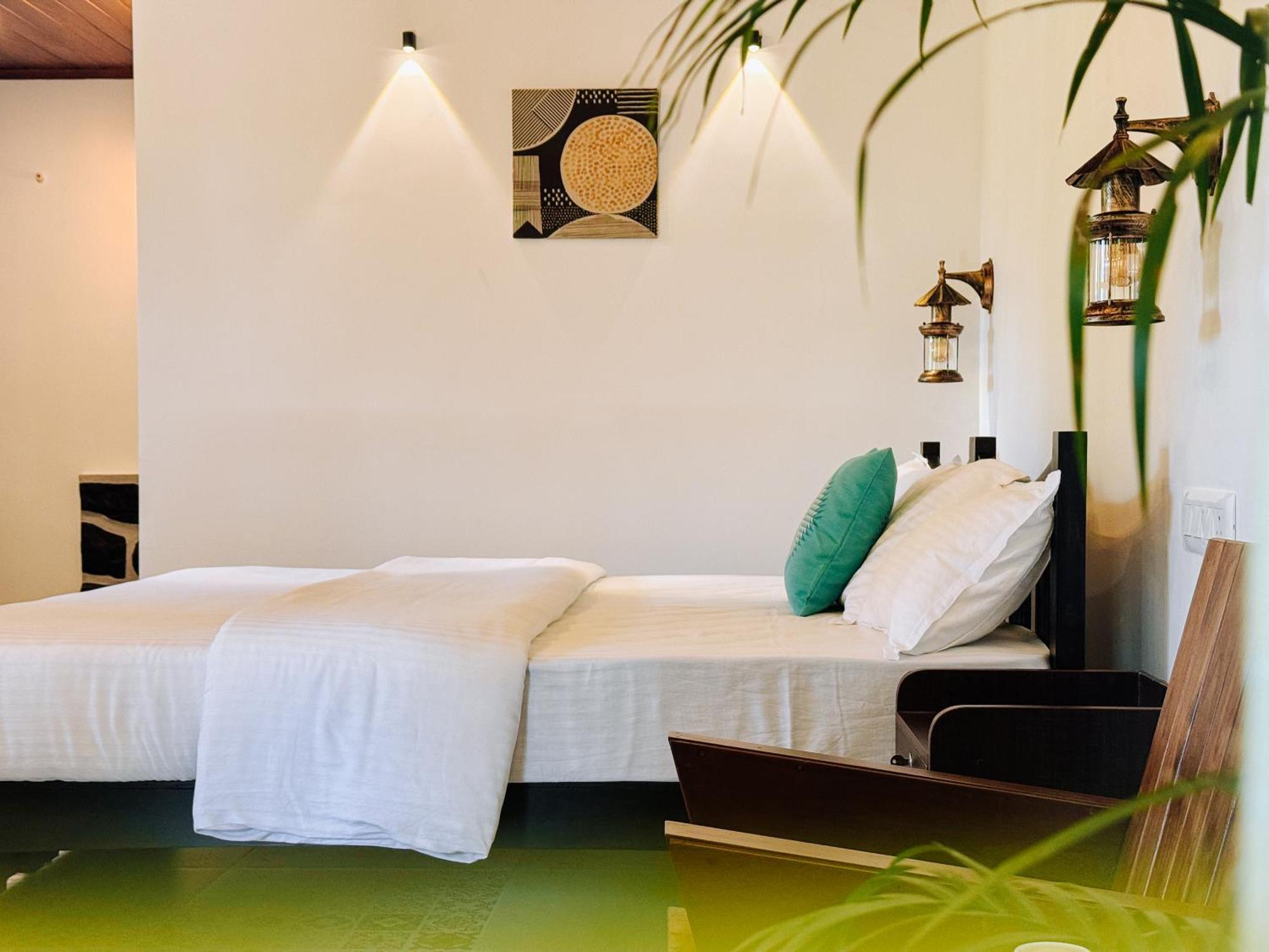 Calm Shack - 2 Bedroom-Boutique Farm Stay มุนนาร์ ภายนอก รูปภาพ