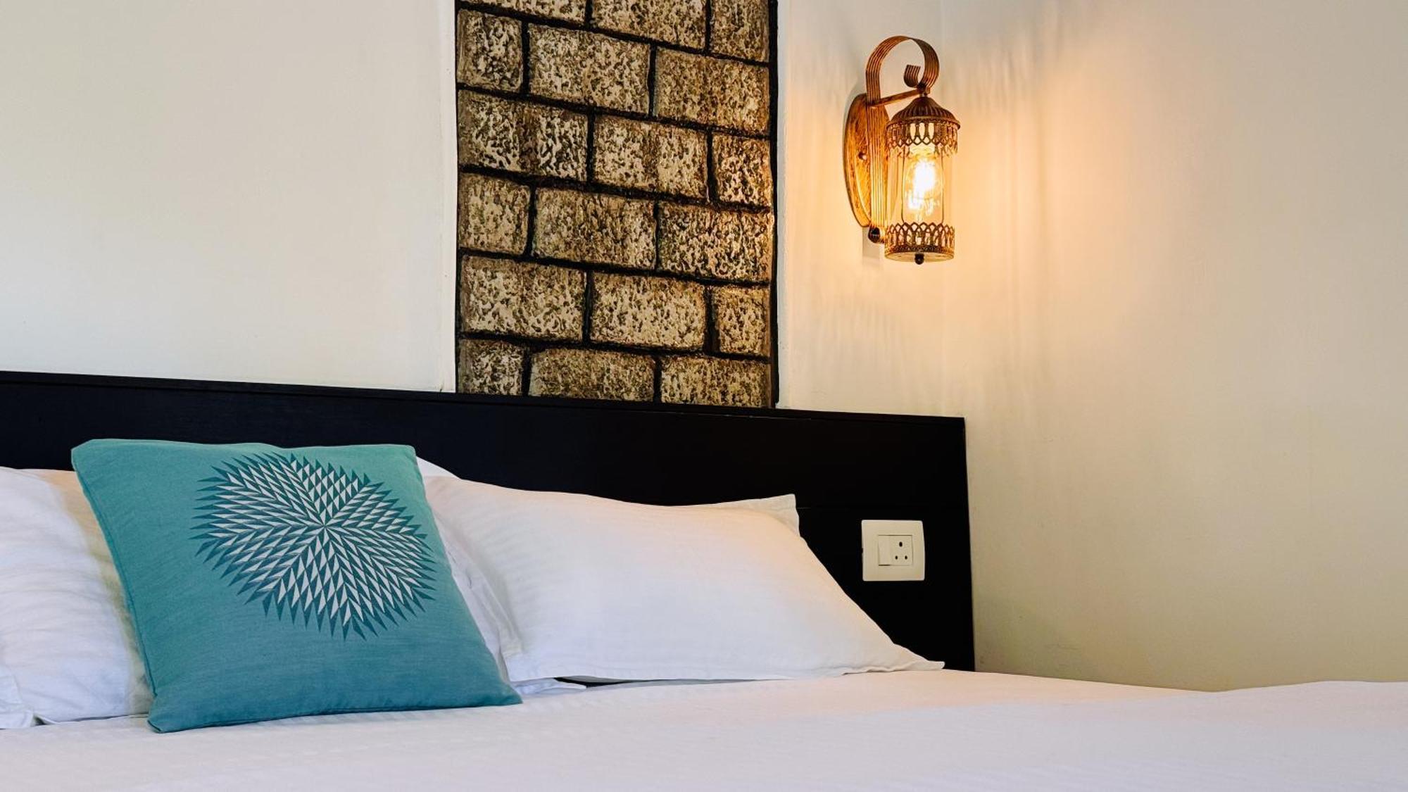 Calm Shack - 2 Bedroom-Boutique Farm Stay มุนนาร์ ภายนอก รูปภาพ