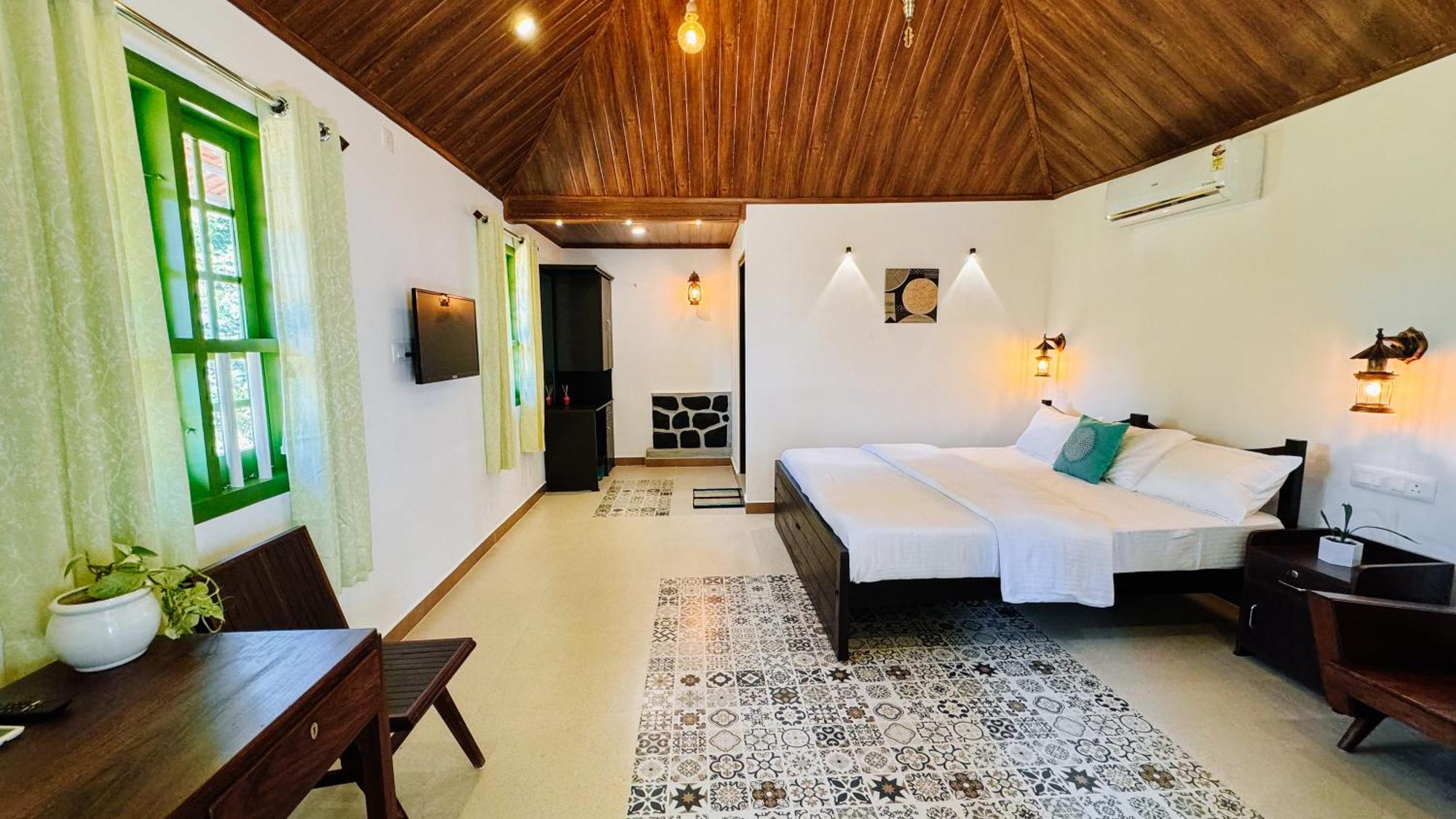 Calm Shack - 2 Bedroom-Boutique Farm Stay มุนนาร์ ภายนอก รูปภาพ