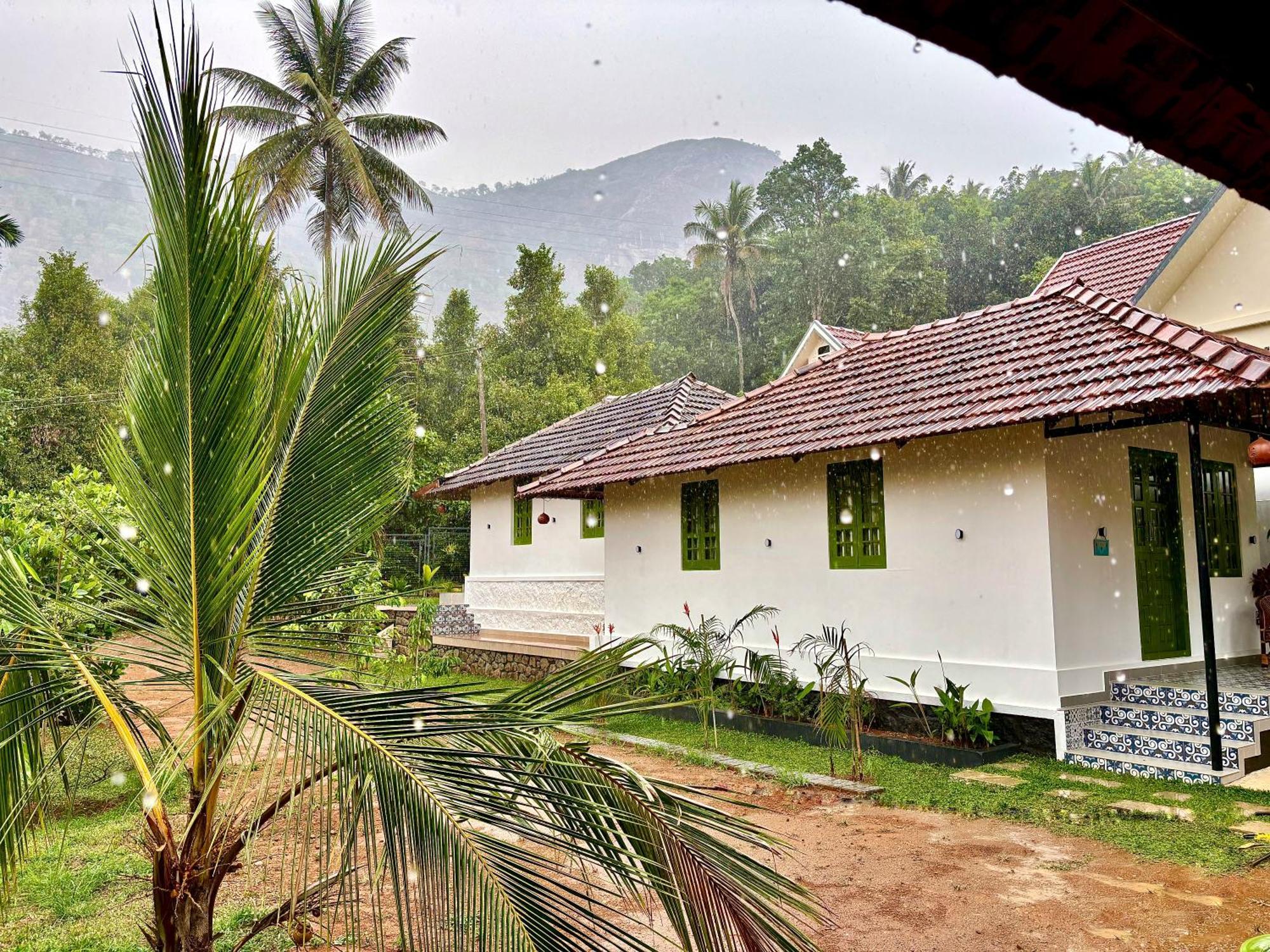 Calm Shack - 2 Bedroom-Boutique Farm Stay มุนนาร์ ภายนอก รูปภาพ