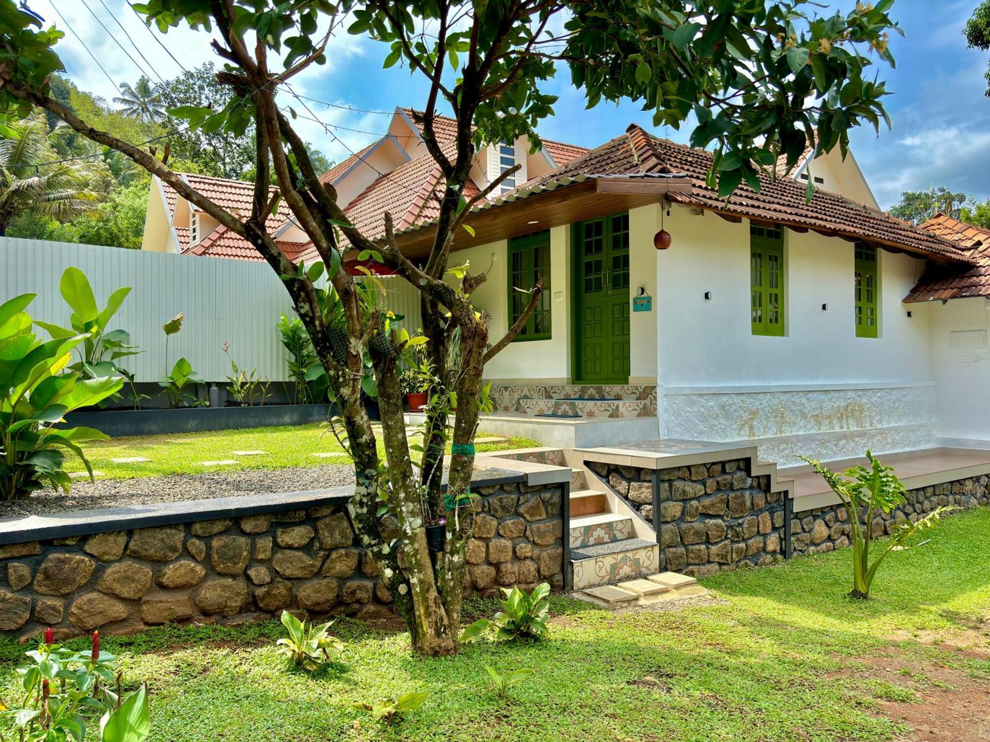 Calm Shack - 2 Bedroom-Boutique Farm Stay มุนนาร์ ภายนอก รูปภาพ